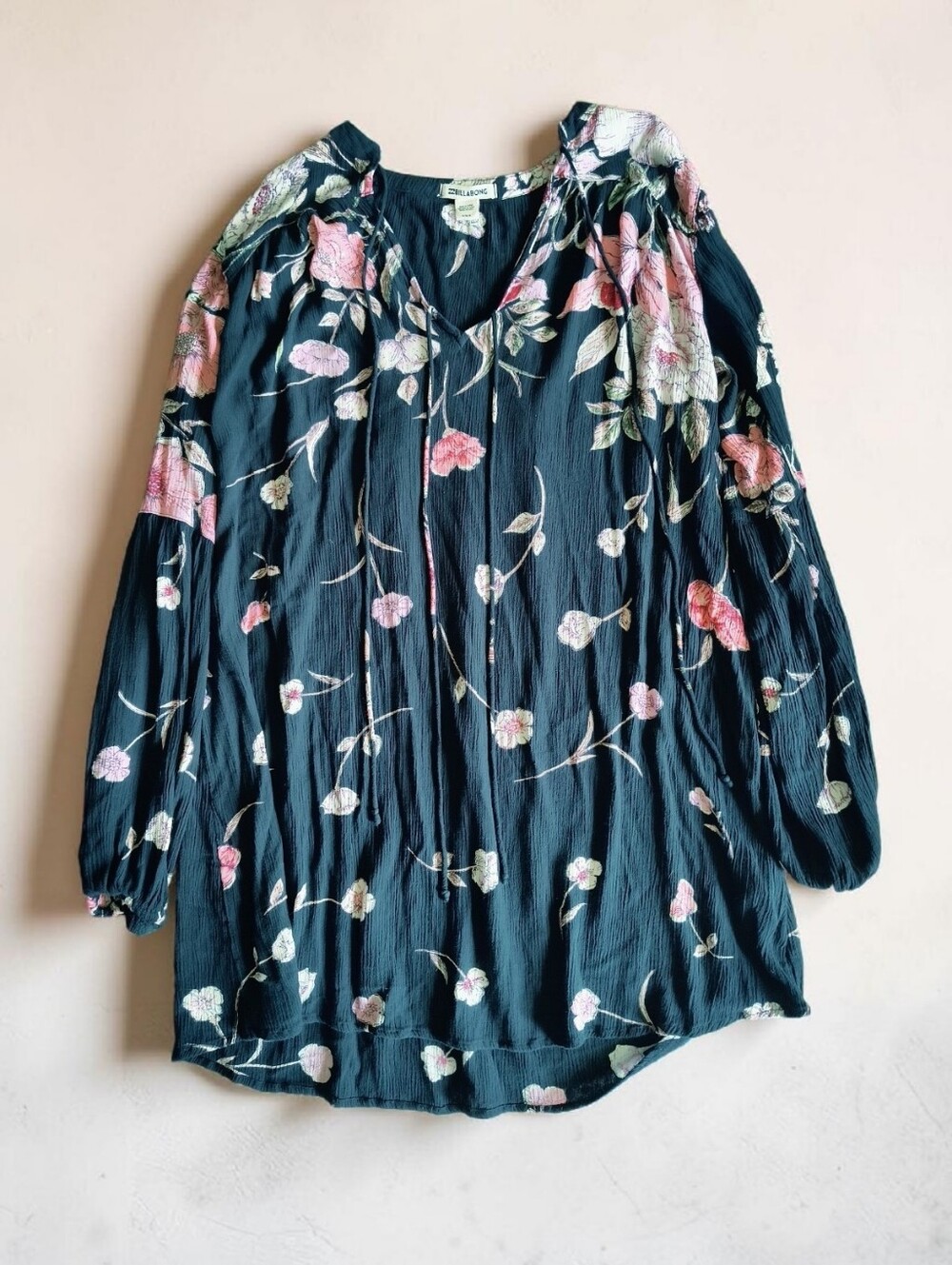 Billabong Size Medium Pretty Please Floral Boho Long Sleeve Mini Dress / Tunic